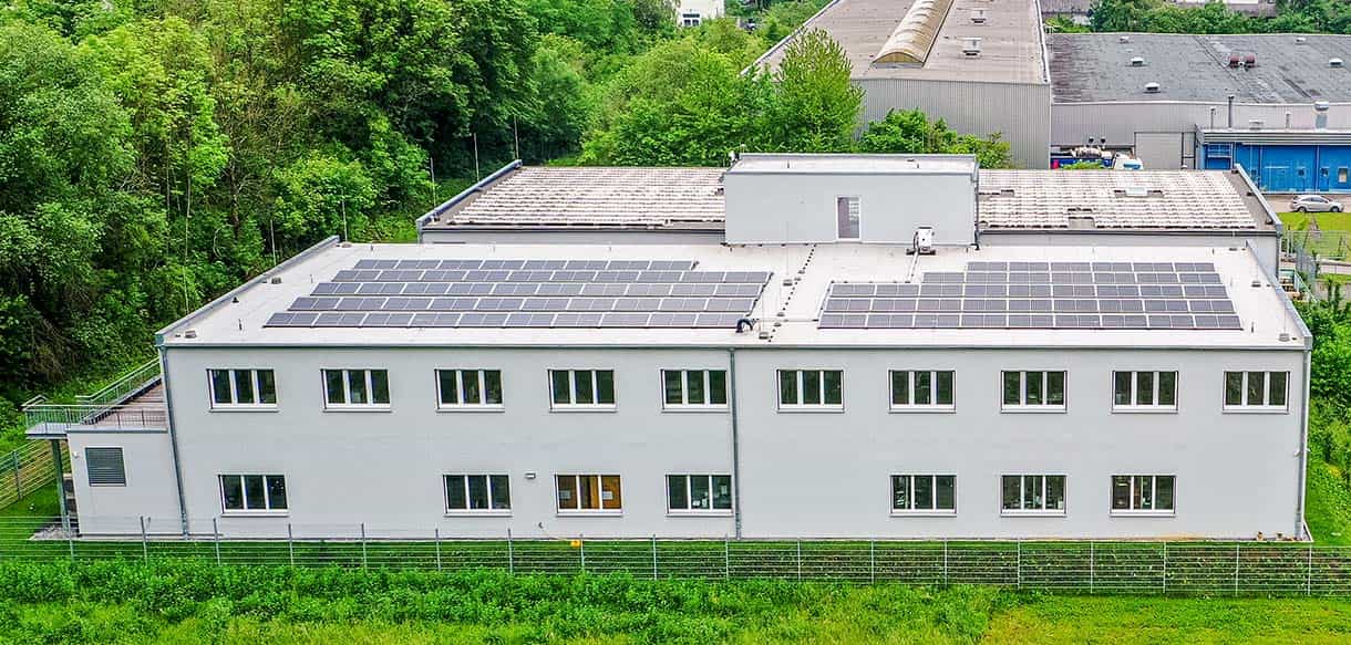 Büro- und Laborgebäude - Haas Gewerbebau
