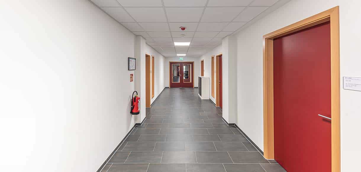 Büro- und Laborgebäude - Haas Gewerbebau