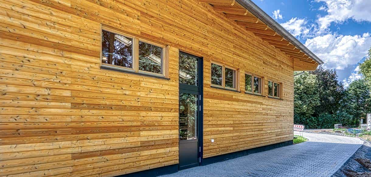 Neubau einer Markt- und Lagerhalle von Haas Gewerbebau