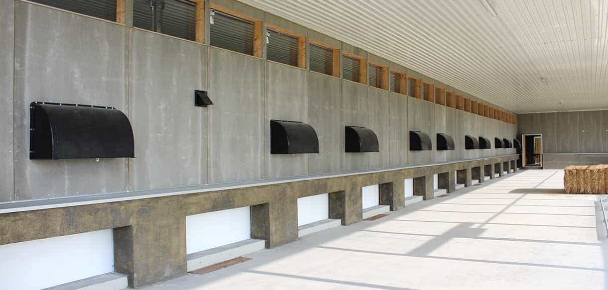 Bio-Hähnchenmaststall mit Wintergarten von Haas Landwirtschaftsbau