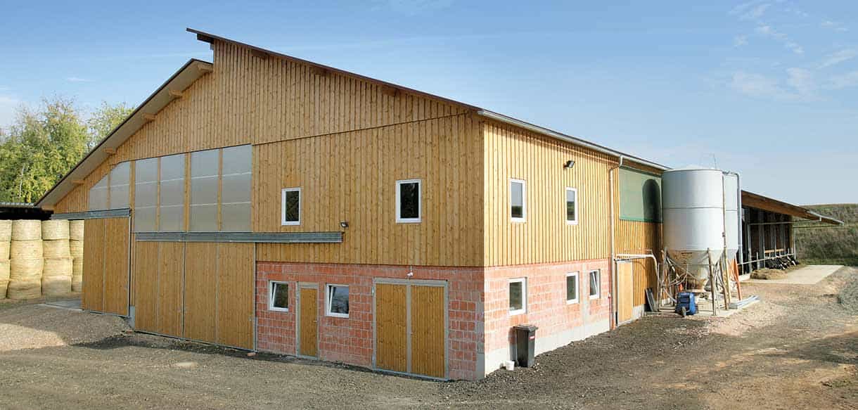 Liegeboxenstall von Haas Landwirtschaftsbau