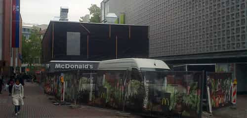 Schnellrestaurant von Haas Holzbausysteme in Ulm, 1